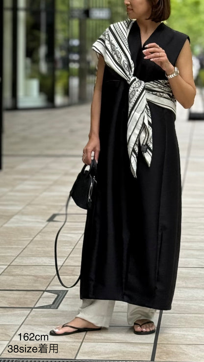 Noble Gilet Dress